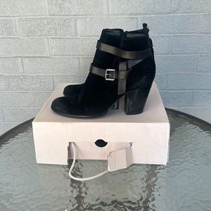 Ivanka Trump Size 10 Ankle Boot